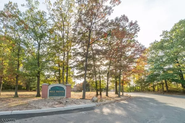 Edison Twp., NJ 08817,106 College Dr #106