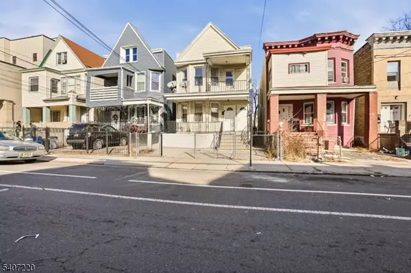 Jersey City, NJ 07305,106 Wegman Pkwy