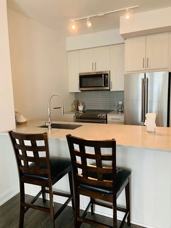 Mississauga, ON L5B 0K8,4055 Parkside Village DR #2321