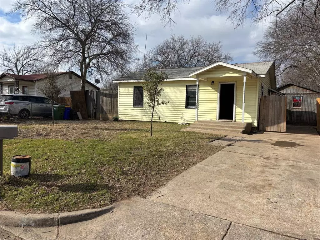 White Settlement, TX 76108,825 Clyde Street