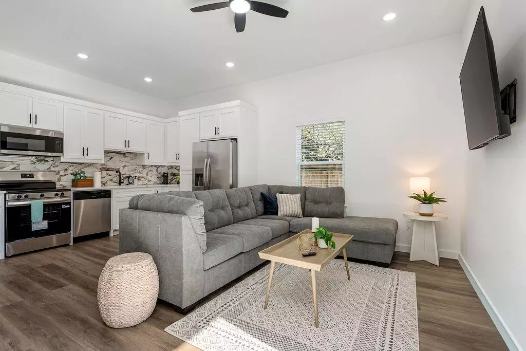 Commerce, TX 75428,1313 Hunt