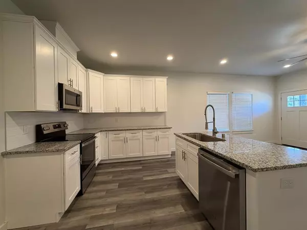 Sherman, TX 75090,405 N Andrews