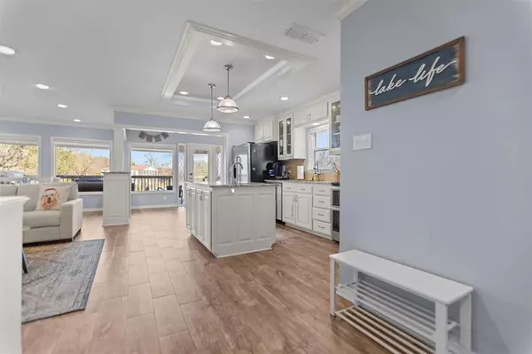 Frankston, TX 75763,23322 Three Points Drive