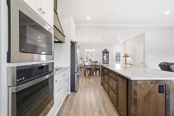 West, TX 76691,810 N Davis Street