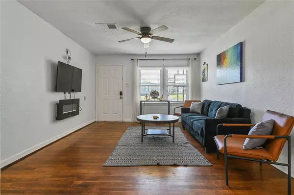 Denison, TX 75020,1725 Meadowlark Lane