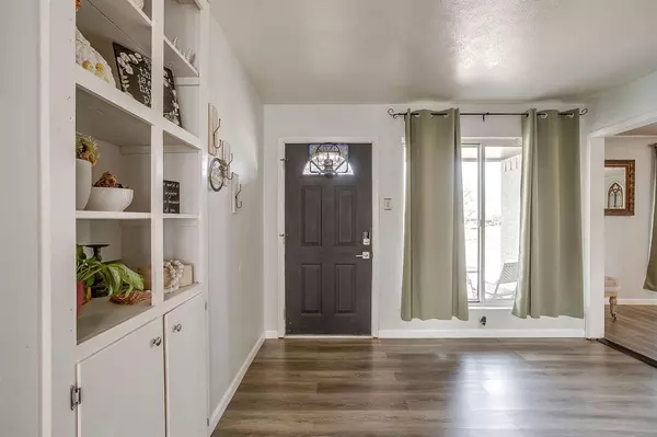 Burleson, TX 76028,301 Lena Lane