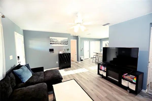 Bowie, TX 76230,212 E Clay Street