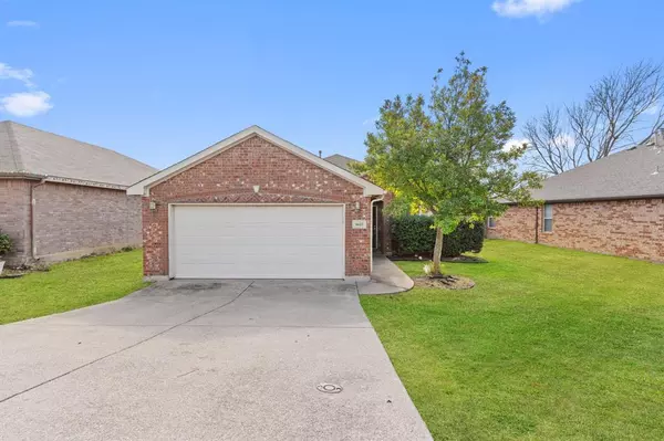 6625 Chalk River Drive, Fort Worth, TX 76179