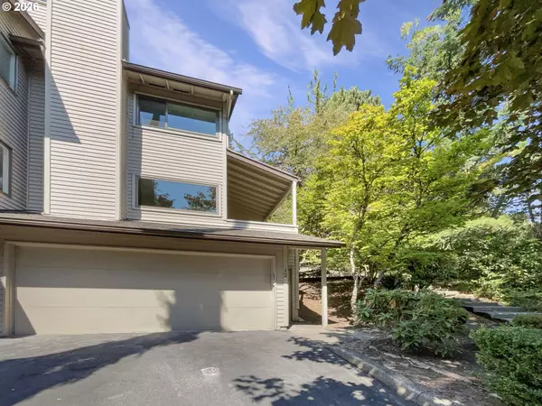 3101 MCNARY PKWY #12, Lake Oswego, OR 97035