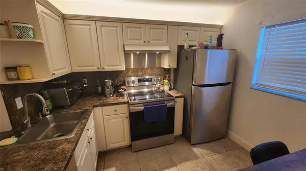 Deerfield Beach, FL 33064,4311 Crystal Lake Dr #219