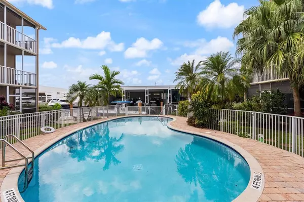 Fort Lauderdale, FL 33316,1510 SE 15th St #309