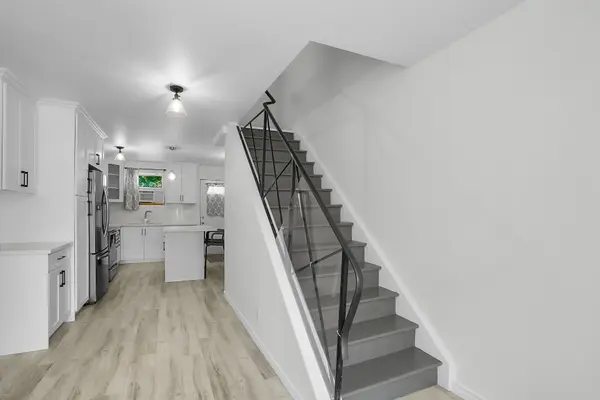 London East, ON N5V 1A1,1919 Trafalgar ST #88