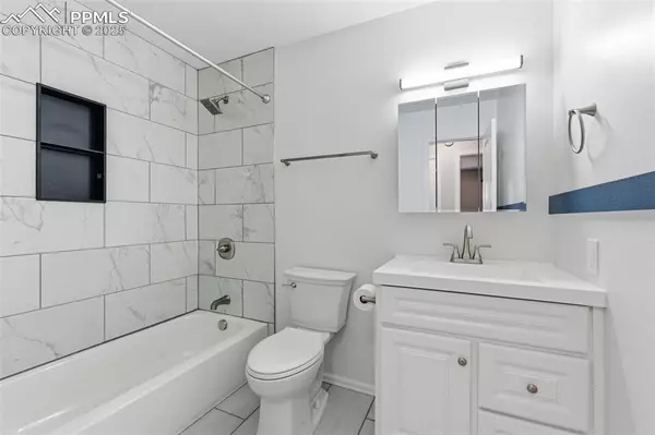 Colorado Springs, CO 80915,1612 Wooten RD