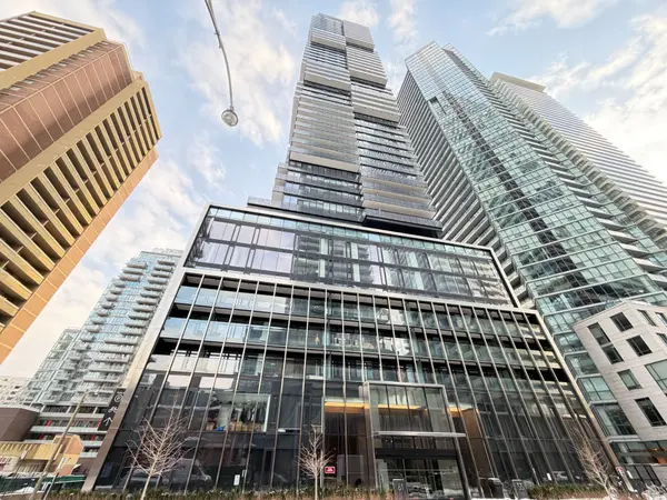 Toronto C08, ON M4Y 0J1,55 Charles ST E #1912