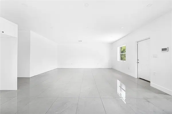 Miami, FL 33150,7990 NW 8th Ave