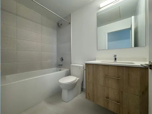 Markham, ON L6E 0W3,9763 Markham RD #737