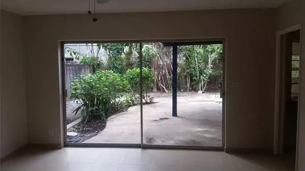 Fort Lauderdale, FL 33304,615 NE 8th Ave #5