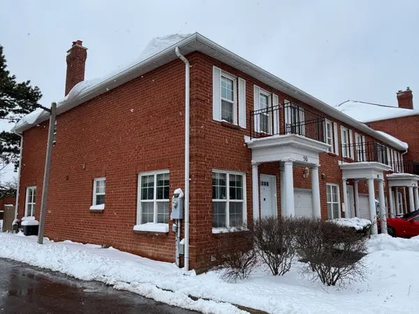 Brampton, ON L6W 4J2,90 Stornwood CT #90