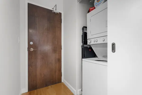 Lower Town - Sandy Hill, ON K1N 1J8,179 George ST #803