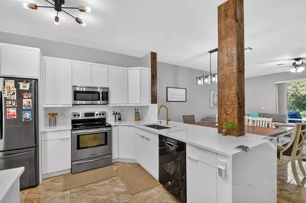 Greenacres, FL 33415,224 Foxtail Dr #D