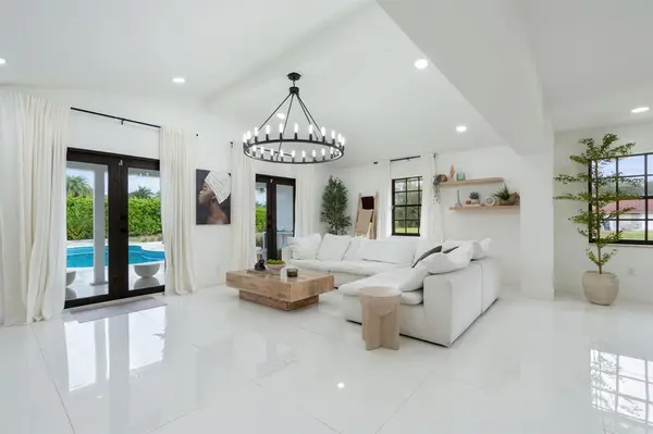 Southwest Ranches, FL 33330,5702 SW 136 AVE