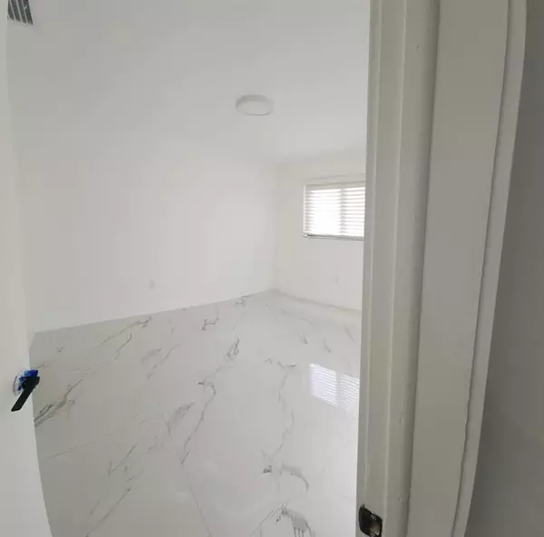 Miramar, FL 33025,8633 N Sutton Dr