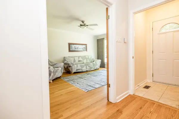 Britannia Heights - Queensway Terrace N And Area, ON K2B 7W1,2740 Moncton RD