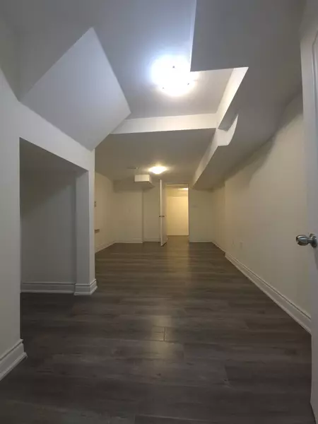 86 Humberstone CRES, Brampton, ON L7A 4C1