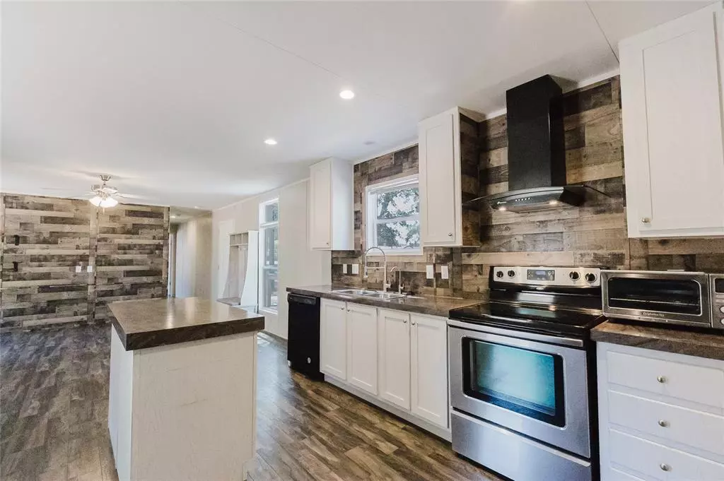 Azle, TX 76020,14412 Liberty School Road