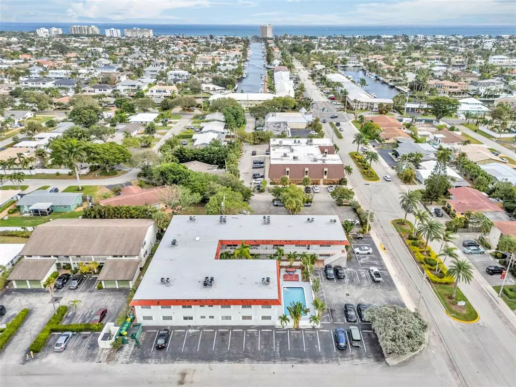 Lighthouse Point, FL 33064,2201 NE 36th St #205