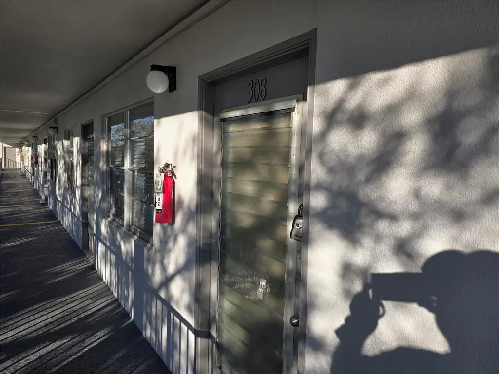 Pembroke Pines, FL 33027,251 SW 132nd Way #308H