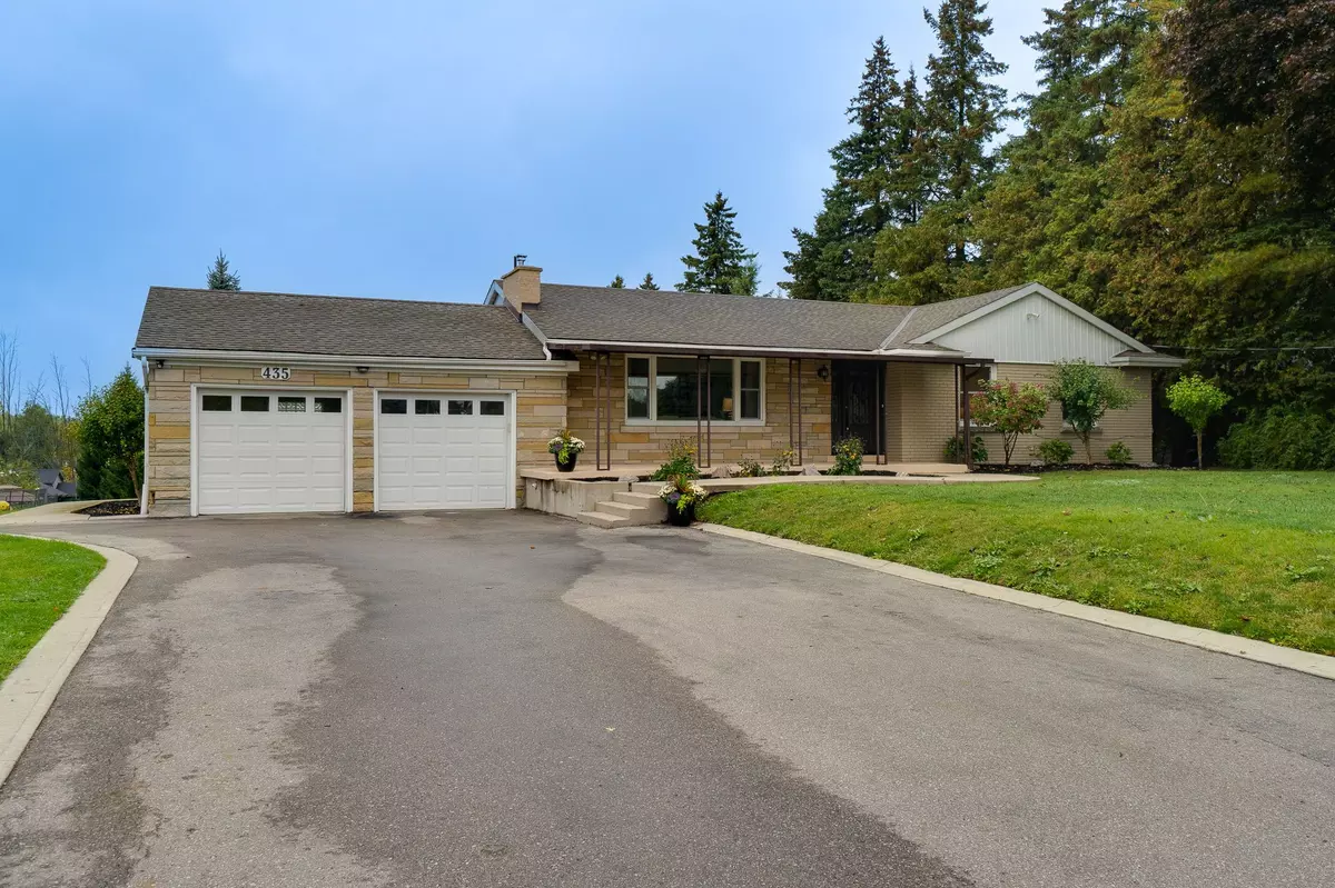 Hamilton, ON L8B 0Y6,435 Parkside DR