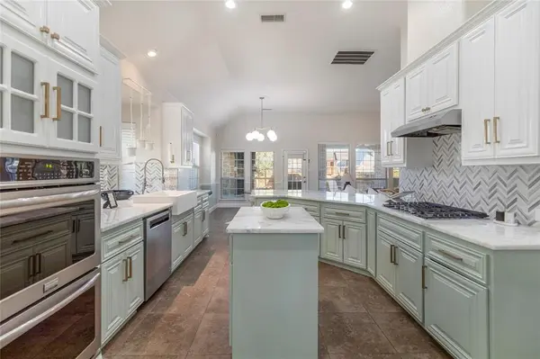 Fort Worth, TX 76244,12748 Forest Glen Lane