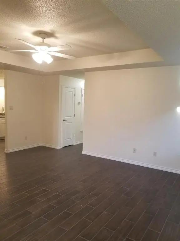 North Richland Hills, TX 76182,7507 April