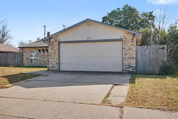 Arlington, TX 76017,820 Levelland Drive