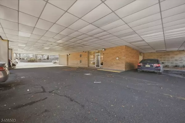 Springfield Twp., NJ 07081,99 Morris Ave Unit 102