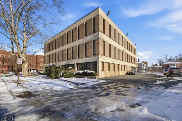 99 Morris Ave Unit 204, Springfield Twp., NJ 07081