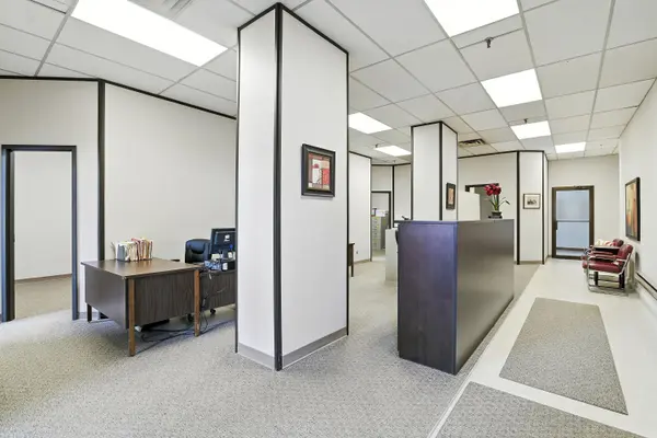 50 Richmond ST E #101, Oshawa, ON L1G 7C9