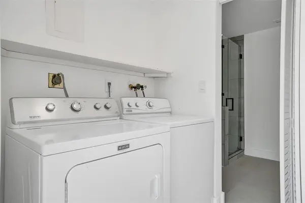 Hollywood, FL 33020,1010 N 16th Ave