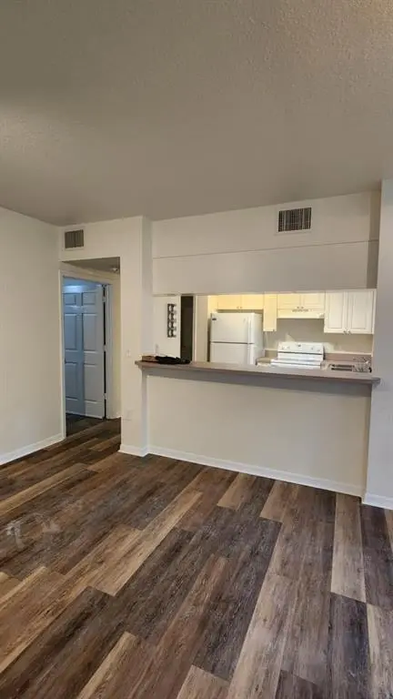 Coral Springs, FL 33067,6884 W Sample Rd #6884