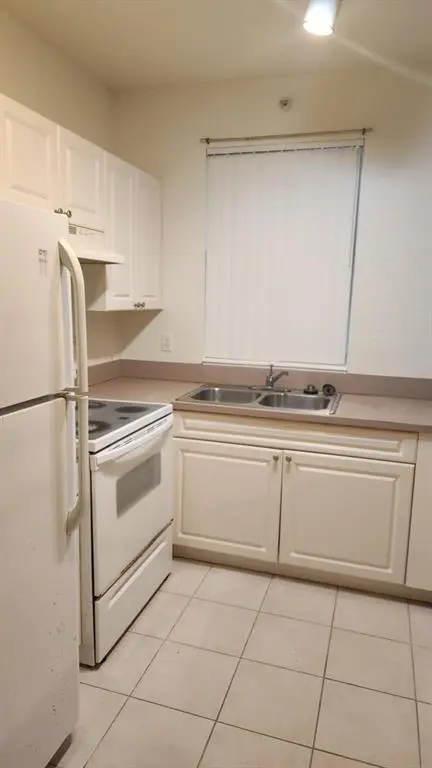 Coral Springs, FL 33067,6884 W Sample Rd #6884