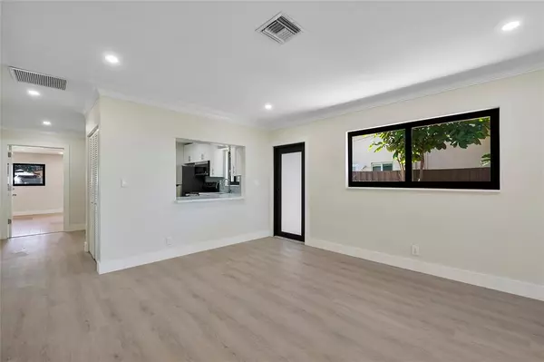 Oakland Park, FL 33334,617 NE 38th St