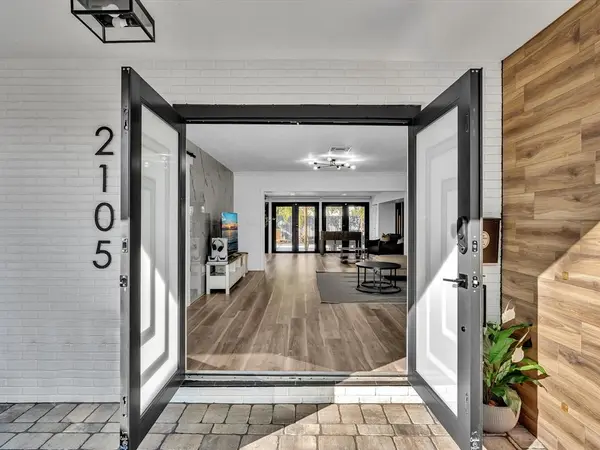 Fort Lauderdale, FL 33308,2105 NE 62nd St