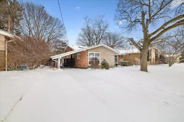 Burlington, ON L7R 3C8,359 Pepper DR