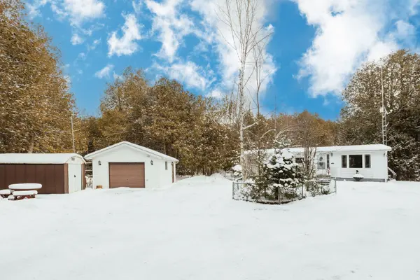 Kawartha Lakes, ON K0M 1N0,38 Fell Station DR