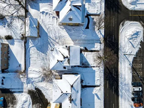 Peterborough, ON K9H 4G3,339-341 Reid ST