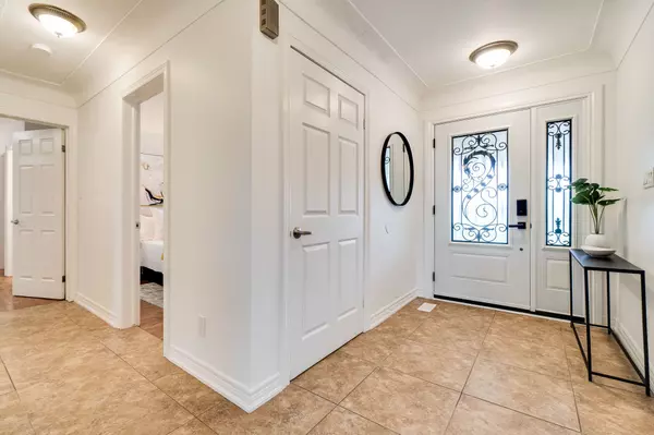 Hamilton, ON L8B 0Y6,435 Parkside DR