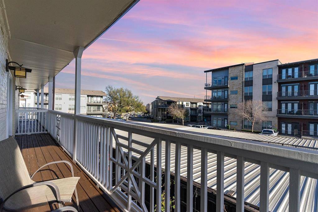 5934 Sandhurst Lane #207, Dallas, TX 75206