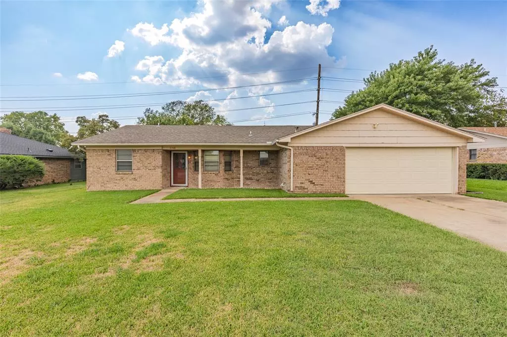 Greenville, TX 75402,5708 Lynn Street