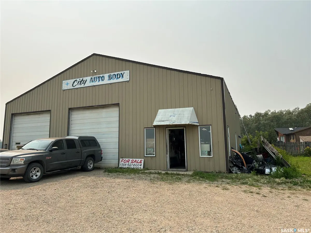 803 4th AVENUE, Star City, SK S0E 1P0